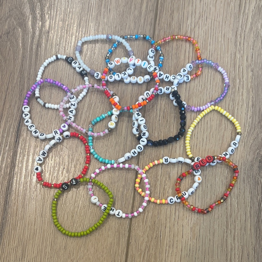 Handmade Beaded taylor swift Bracelets - Multicolor